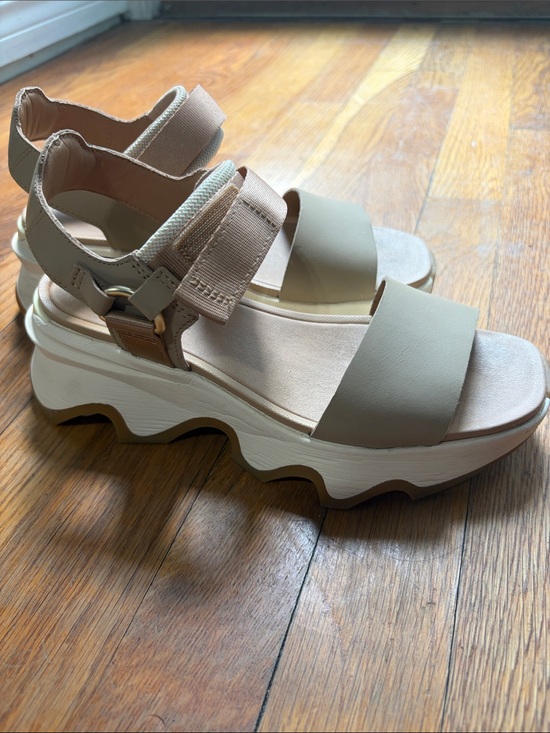 Sorel Shoes - Sorel Beige and White Platform Wedge Sandals